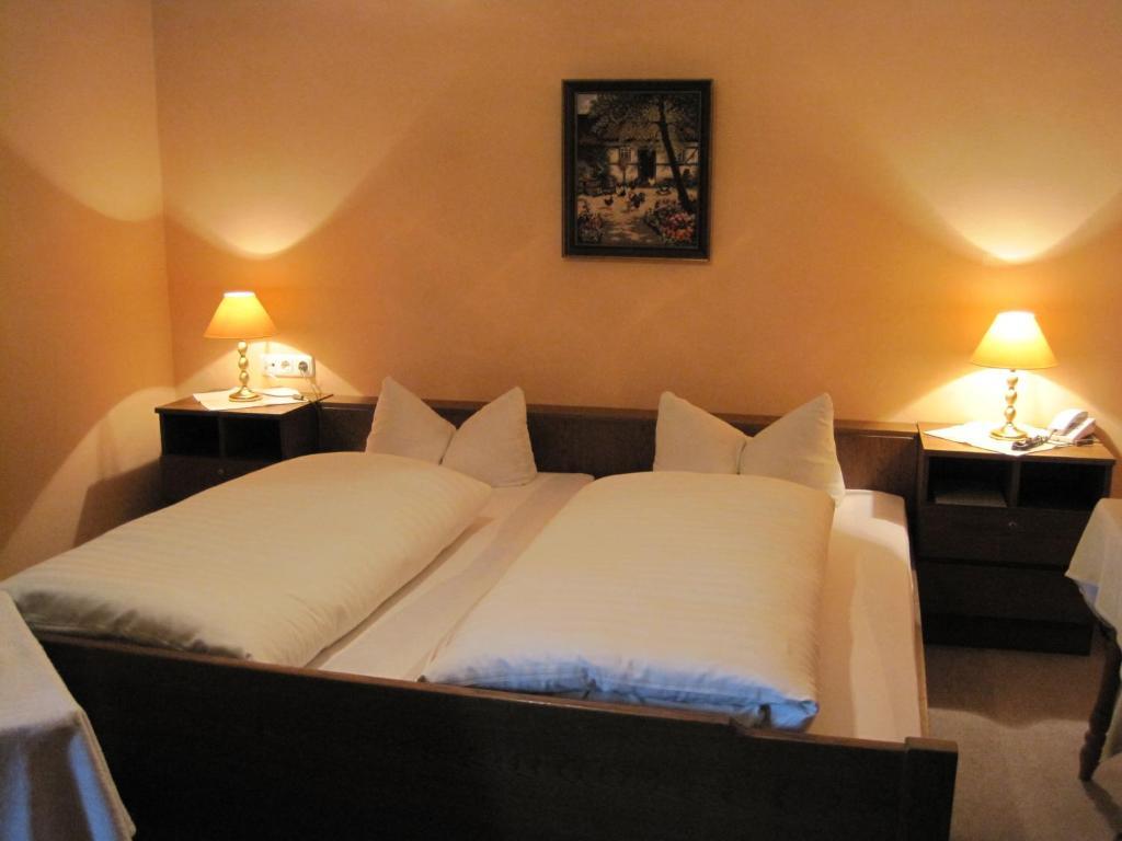 Hotel Zur Schonen Aussicht Übersee Стая снимка